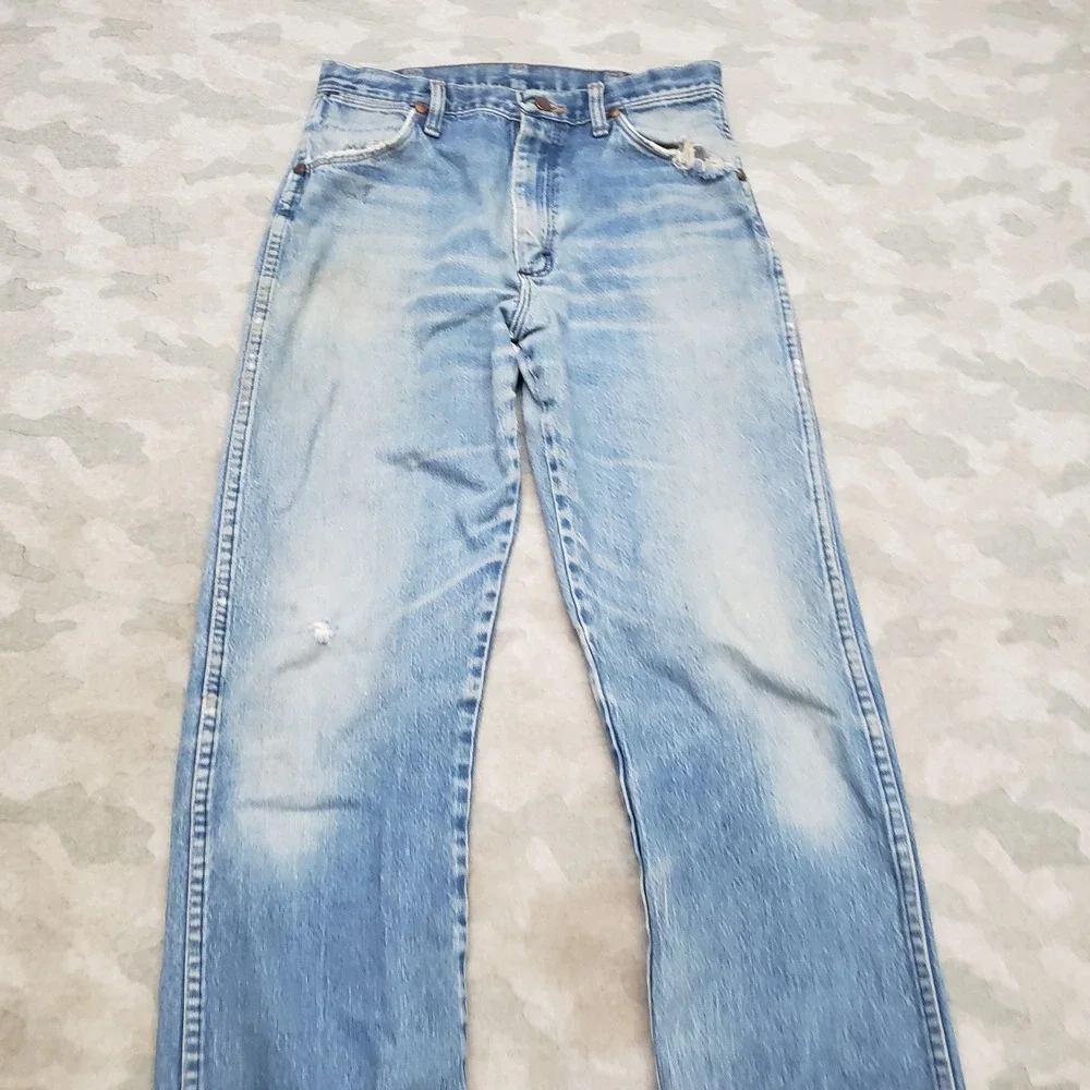 VTG Wrangler 13MWZ Jeans 32x34 Blue Cowboy Cut Denim Light Wash Yellow Tag